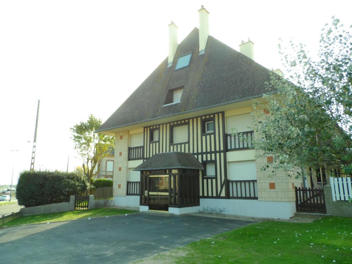 Appartement Confortable 2P Proche Plage Avec Parking Et Internet A Cabourg - Fr-1-487-302 Exteriör bild